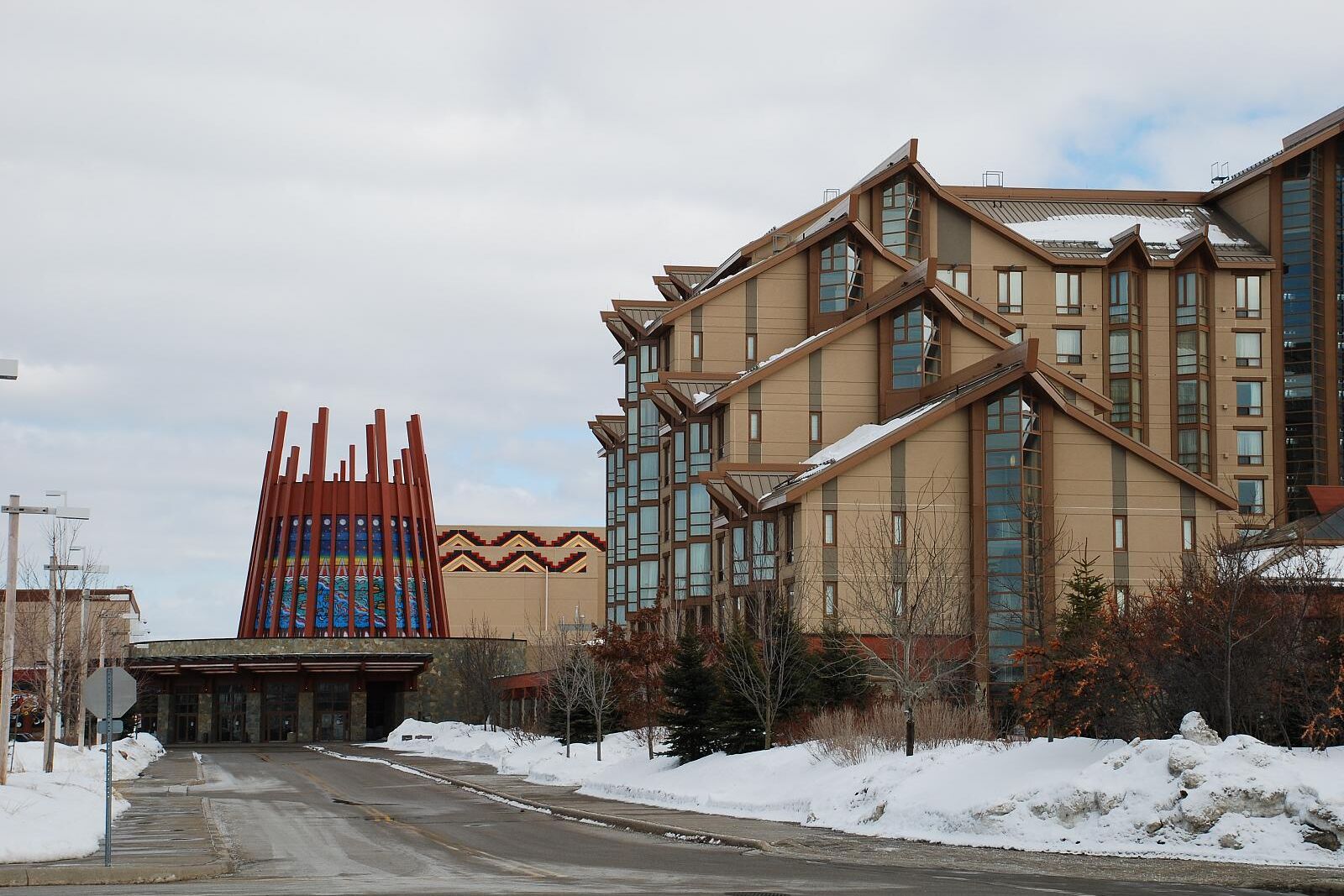 The hotel tower at Casino Rama Resort in winter